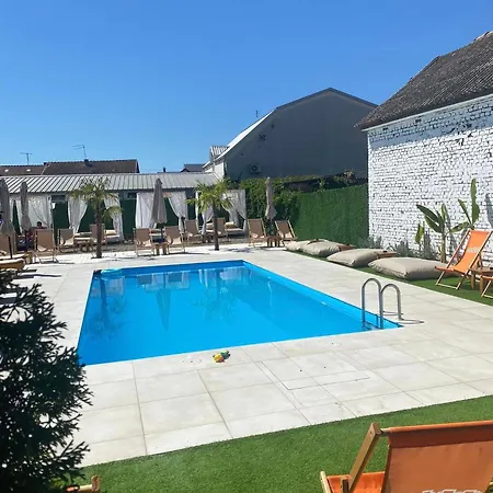 Diana Апартаменты *